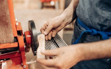 How To Learn Carpentry and Become a Carpenter